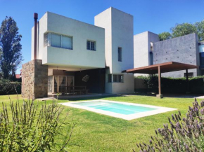 casa gerona villa allende